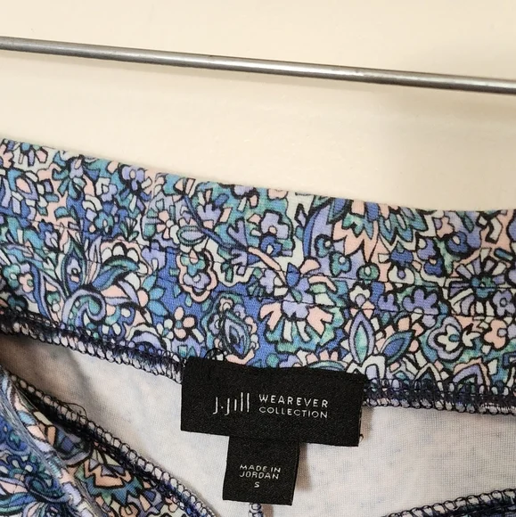 J. Jill Blue Bermuda Shorts with Floral Print - Picture 2 of 3